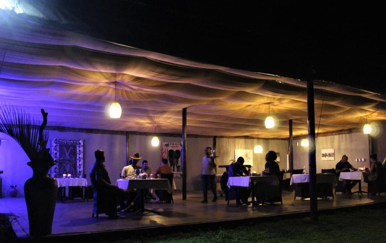 Lodge Lions Rock Rapids - *